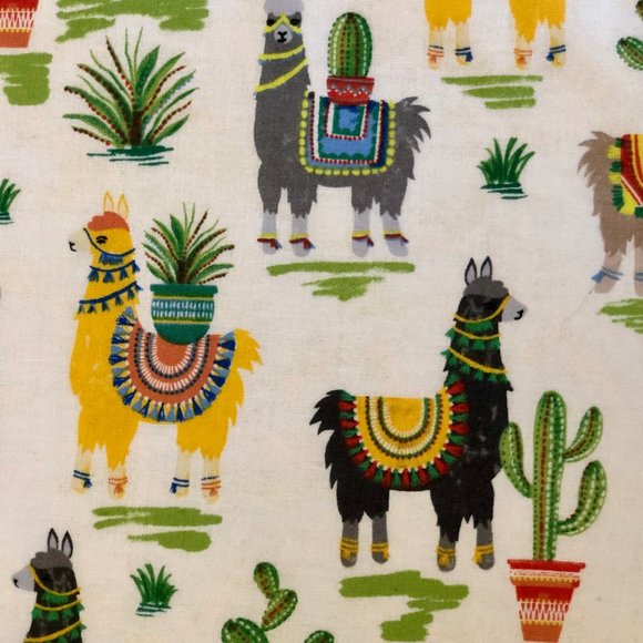 FOUR Handmade Reversible Placemats: Llamas 🦙&🌵 - Picture 3 of 6